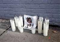 <B>Cinquanta colpi per uccidere un innocente<br>Sotto accusa la polizia di New York</B>