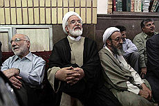 Iran,  una lotta fra ayatollah